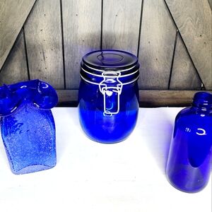 Cobalt blue vase and jar lot of three